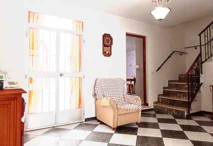 Casa en venta en Lucena, Zona Calle Mesón