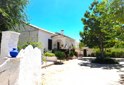 Chalet en venta en Lucena, Zona Campo de Aras