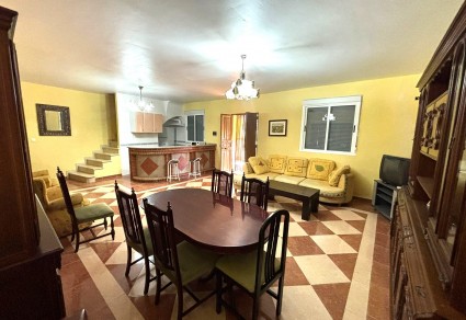 Chalet en venta en Lucena, Zona Carretera de la Sierra