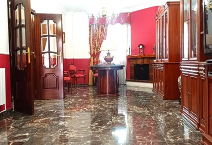 Casa adosada en venta en Lucena, Zona Avda del Parque
