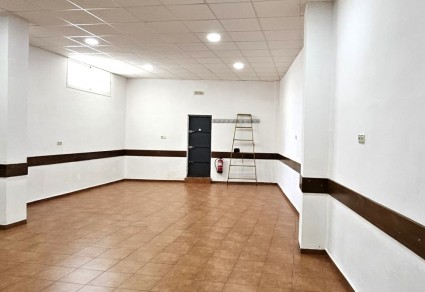 Local en alquiler en Lucena, Zona Llano de las Tinajerías